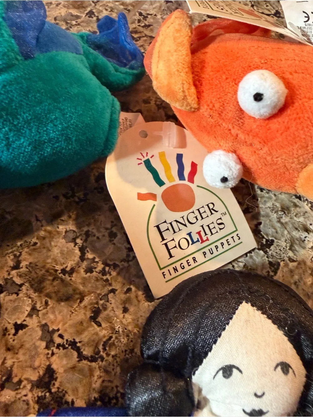 Dynamics of Manhattan Mei-Ling & Kiki VTG Finger Puppets & Finger Follies Fish